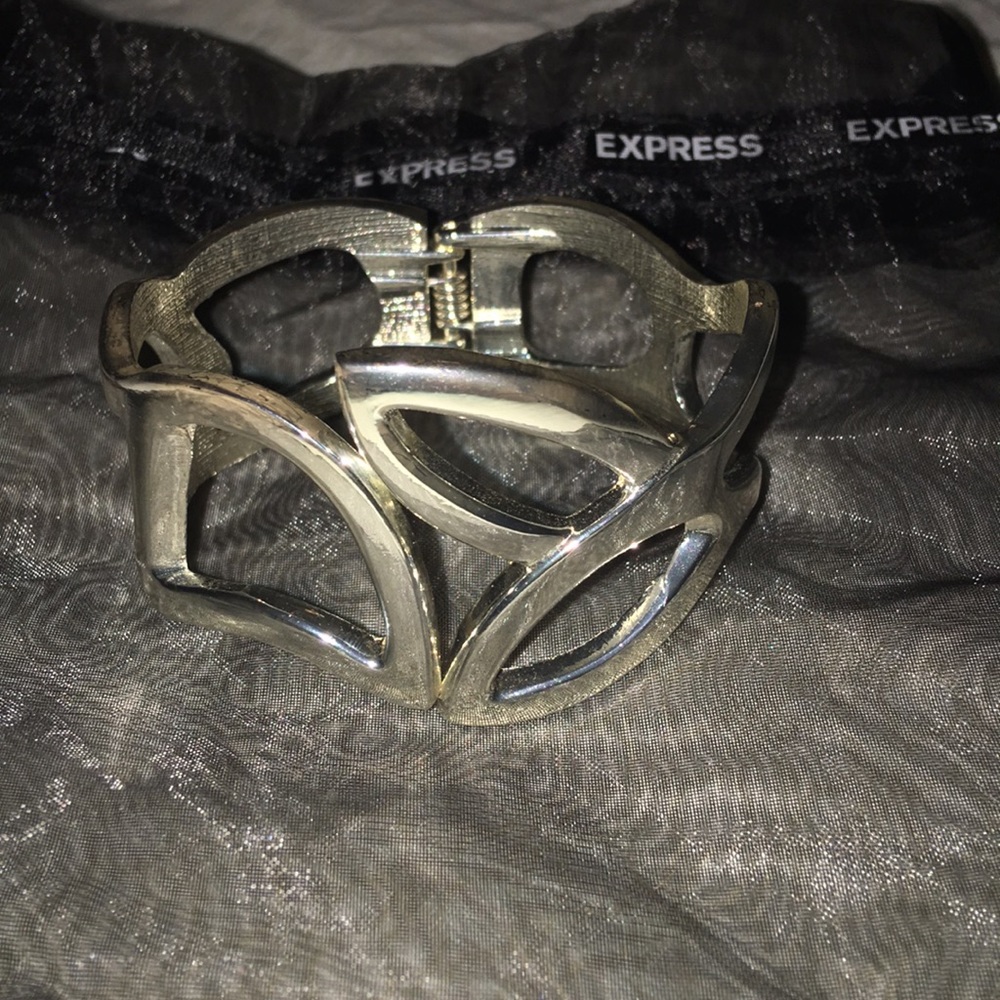 Express Shiny Silver Spring Close Bangle Bracelet - image 1